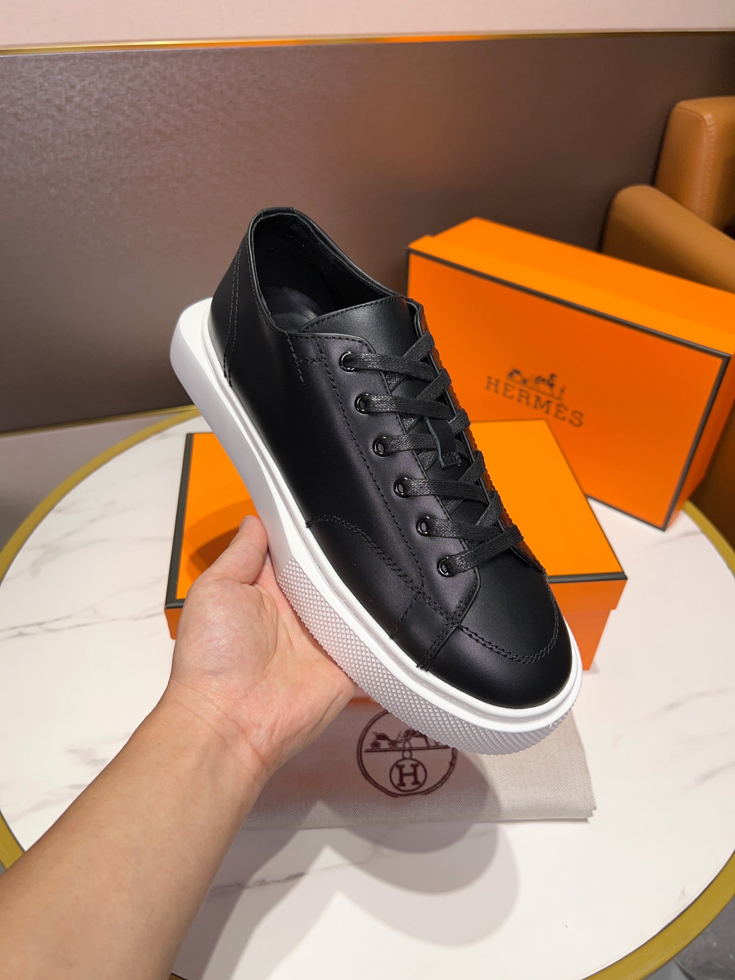 H Fashion Leather Lace-Up Sneakers 0724112204