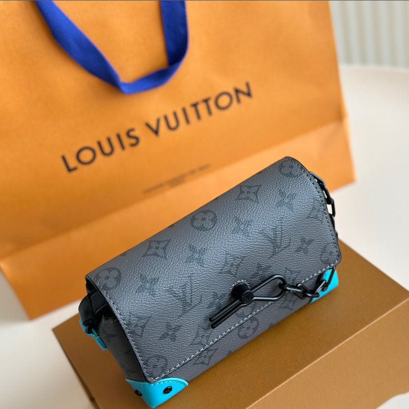 L blue leather black buckle box bag  XC24092711