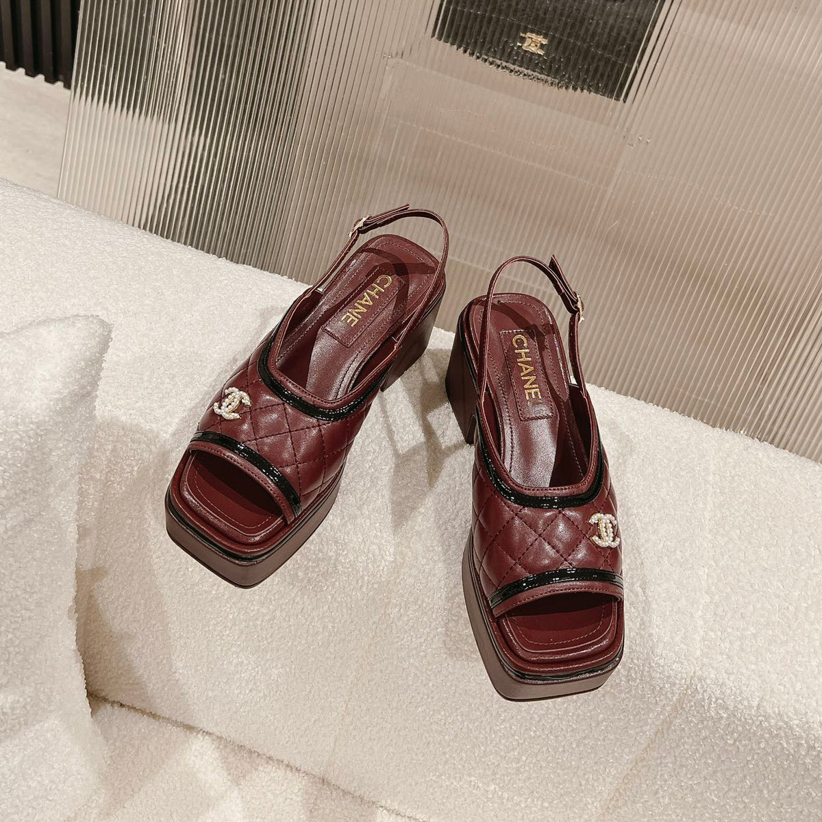 luxury platform sandals XC0723071703