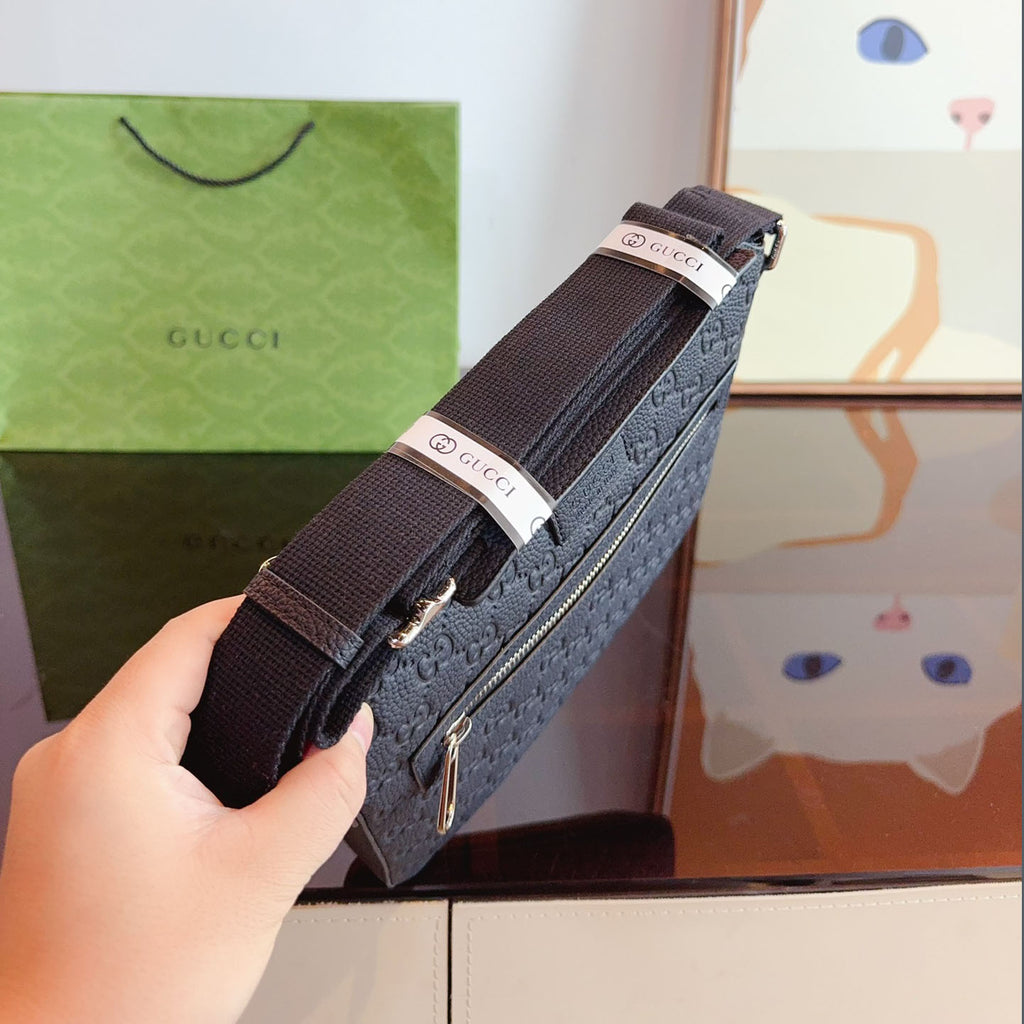classic embossed crossbody bag. XC24092708