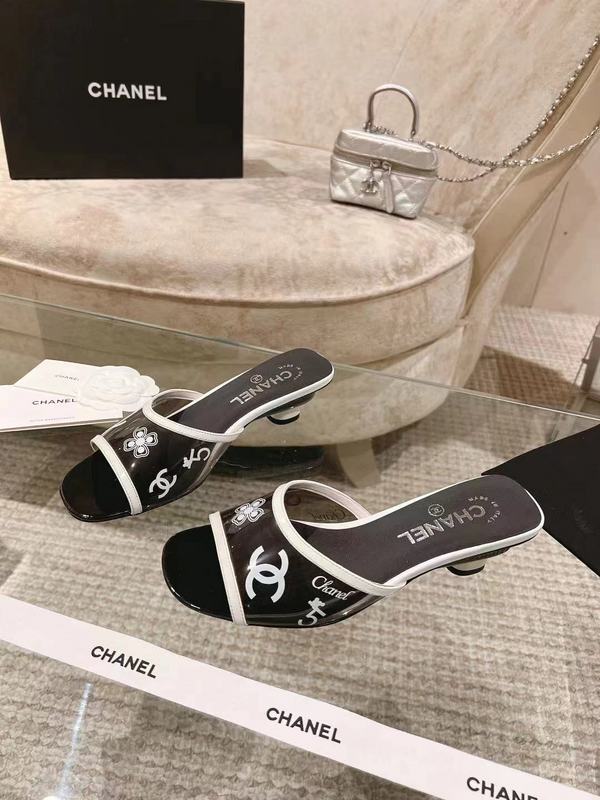 New black and white women's high heels X082908