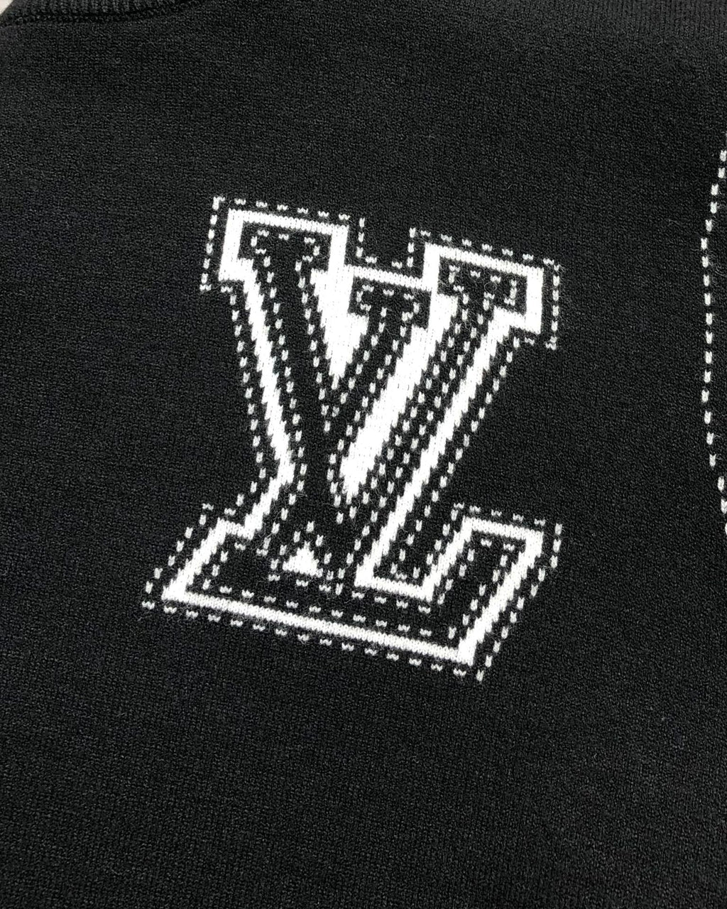 Men's Latest Crew Neck Sweater 1025100918