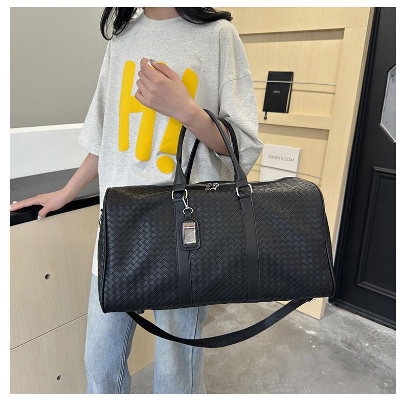 Fashion Travel Bag Large Capacity Portable Sports Crossbody Bag 1024060501