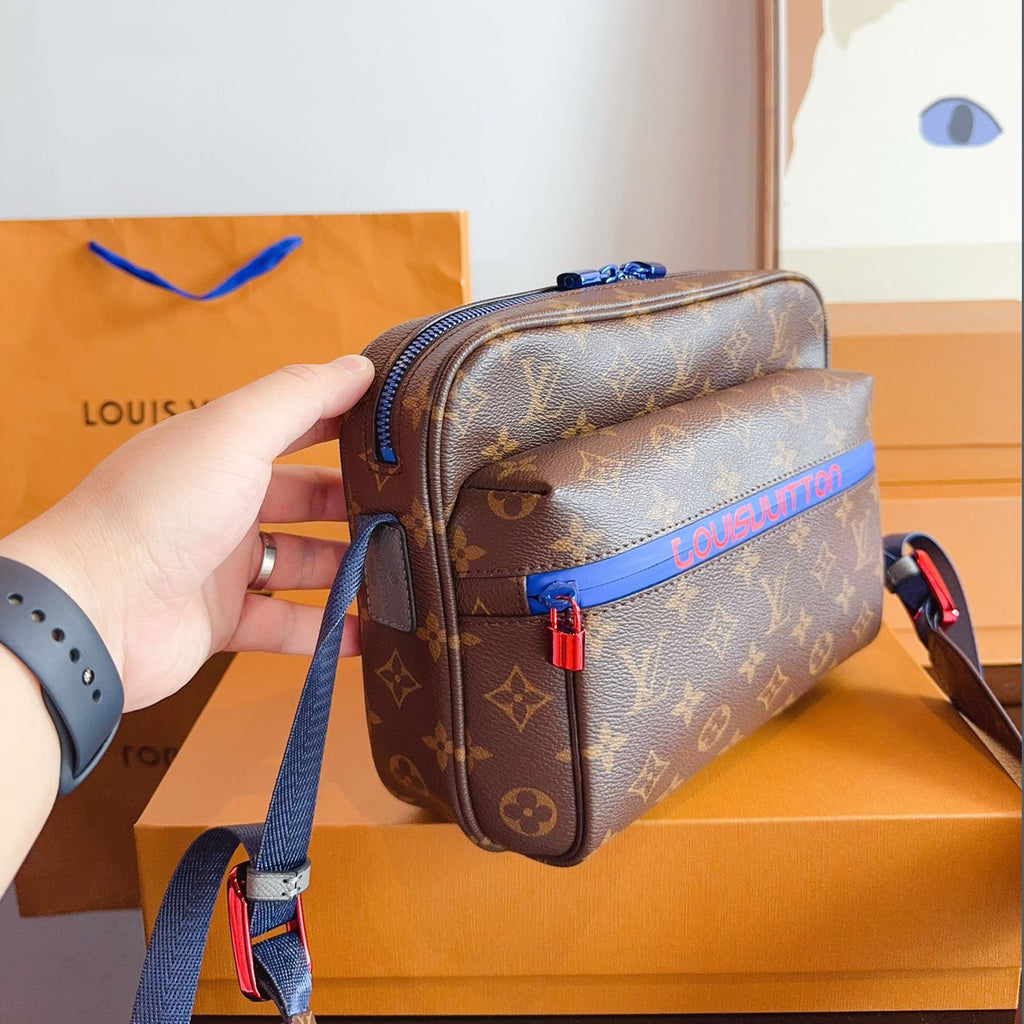 L New Messenger Crossbody Messenger Bag XC24092704