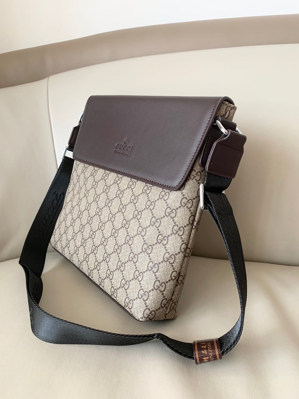 G fashion single-shoulder crossbody bag 0725061804