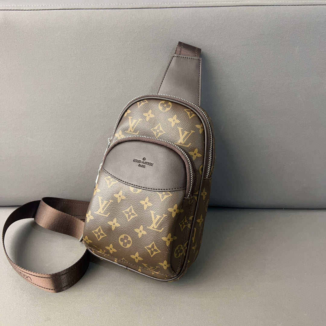 Classic Print Check Chest Bag XC0723051814