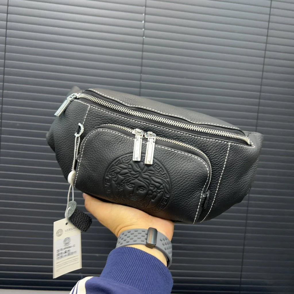 New fashionable and versatile men's chest bag 1024011920