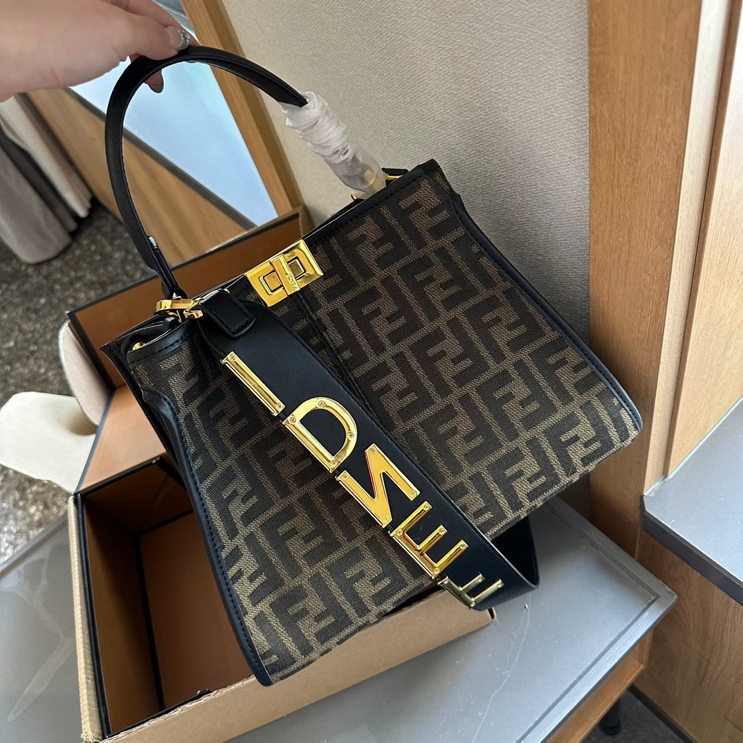 Peekaboo 24ss soft leather series bag 1824062409