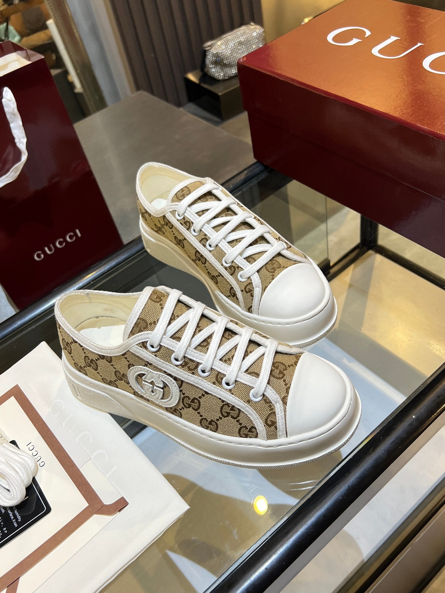 G New Height-Increasing Thick-Soled Couple Casual Shoes 0726090309