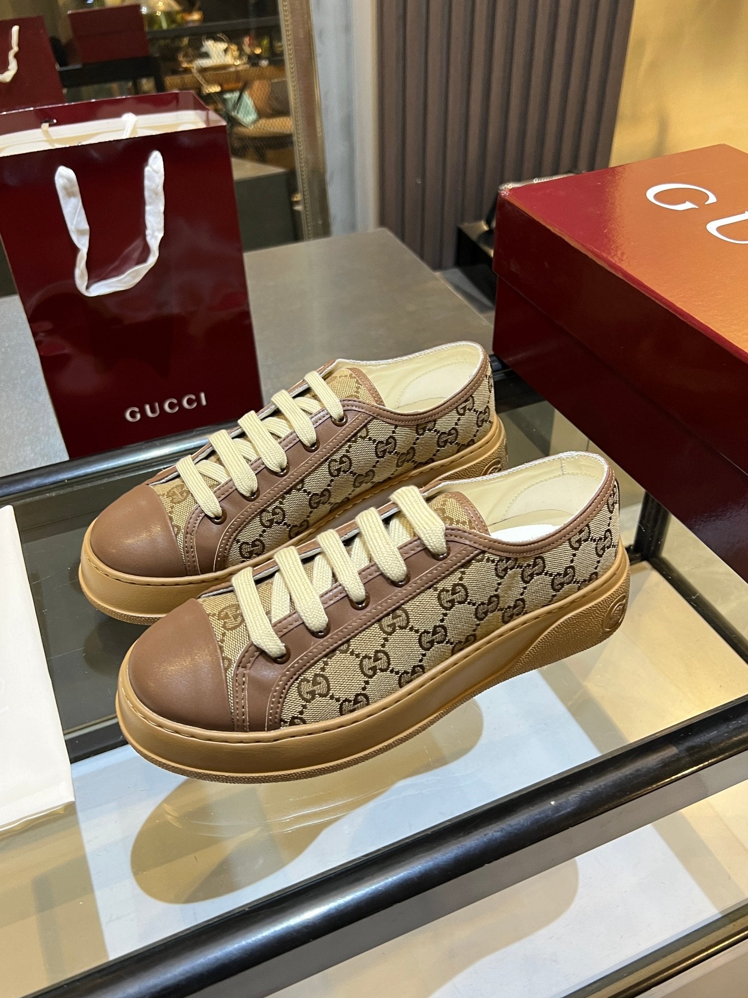 G New Height-Increasing Thick-Soled Couple Casual Shoes 0726090306