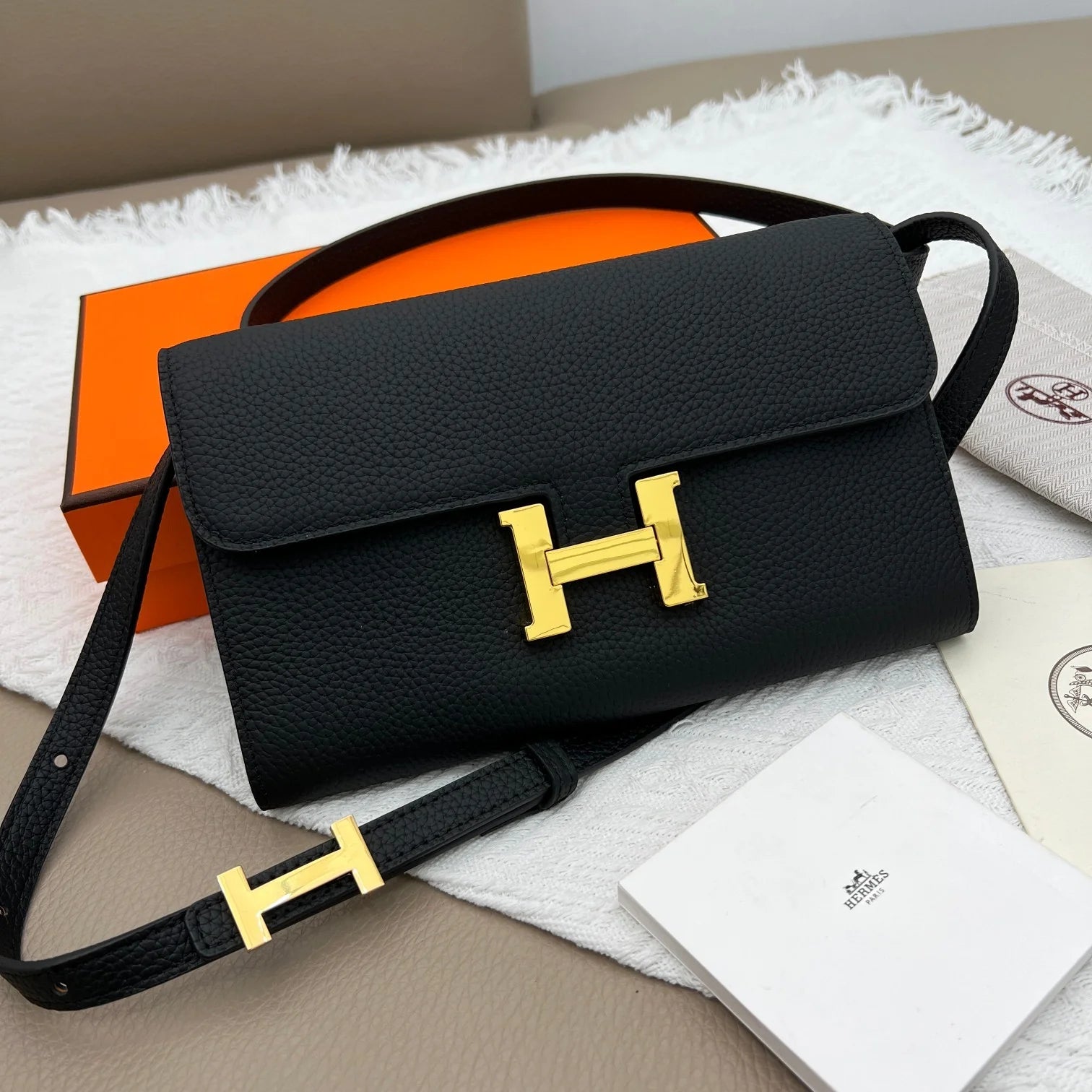 Luxury New Handheld Crossbody Bag 1024061109