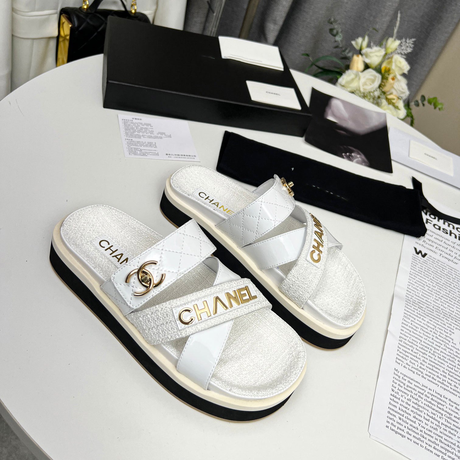 C New Flat Ladies Slippers XC07061202
