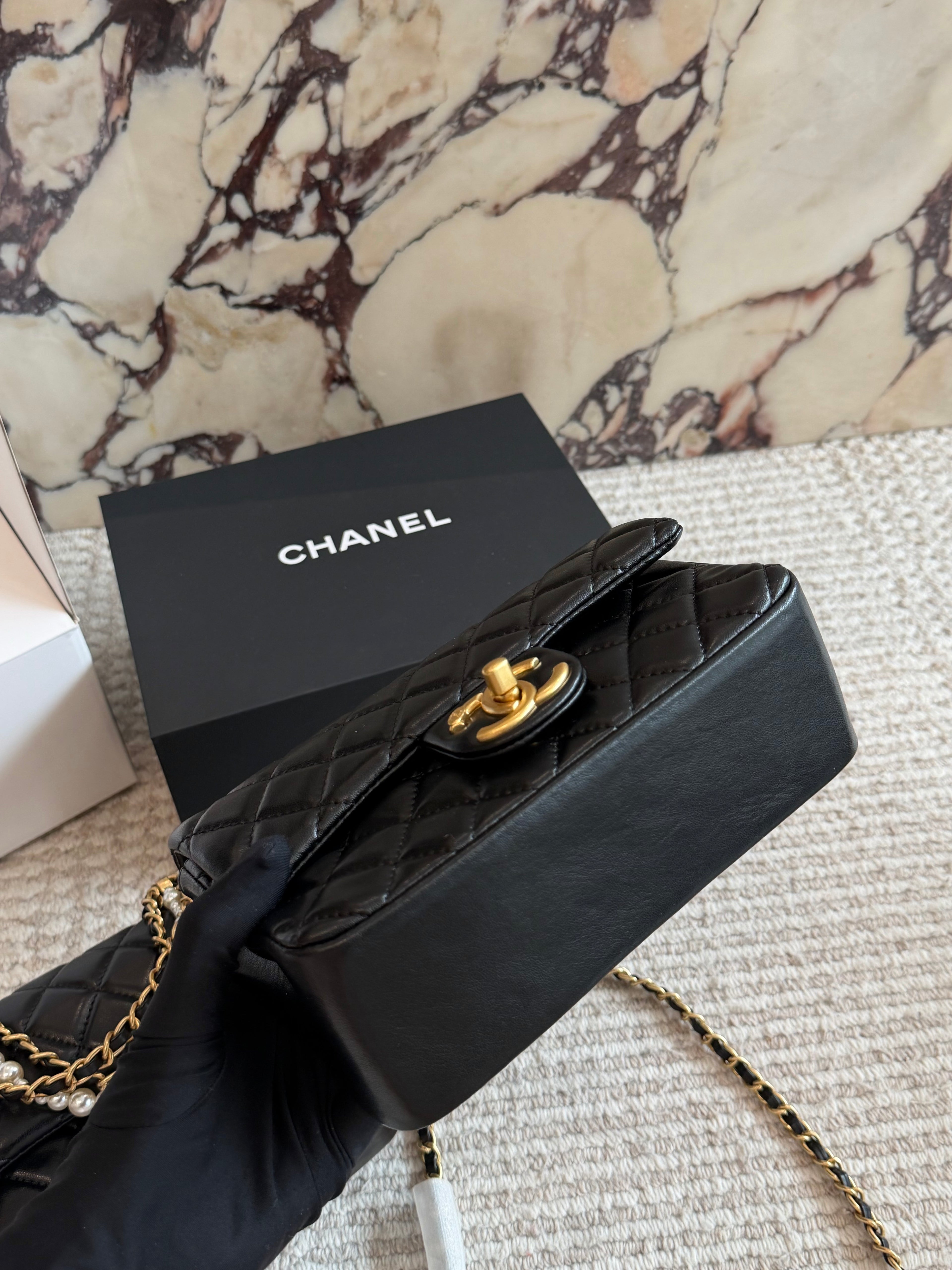 26SS New Women's Pearl Chain Bag 0726031007