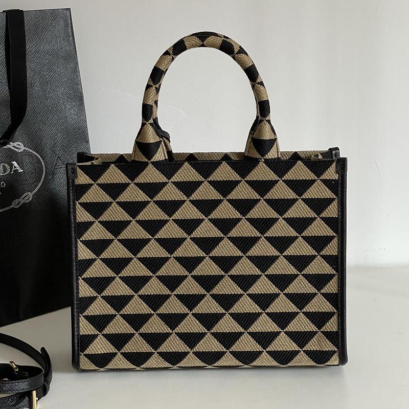 New Fashion Versatile Handbag 1023122817