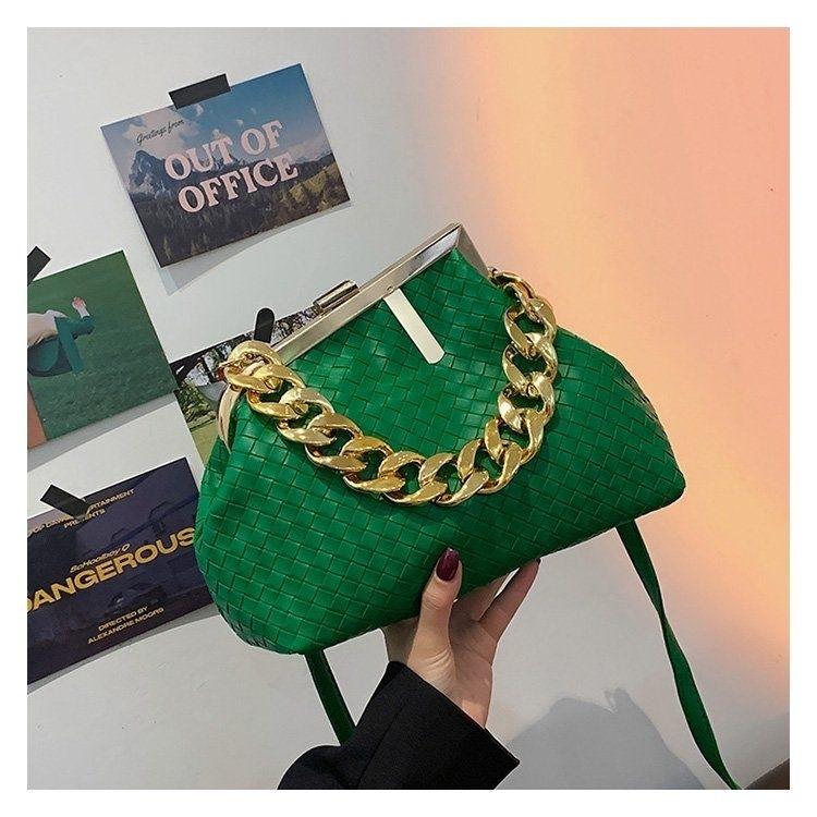 Fashion Woven All-match Shoulder Bag 1024071805