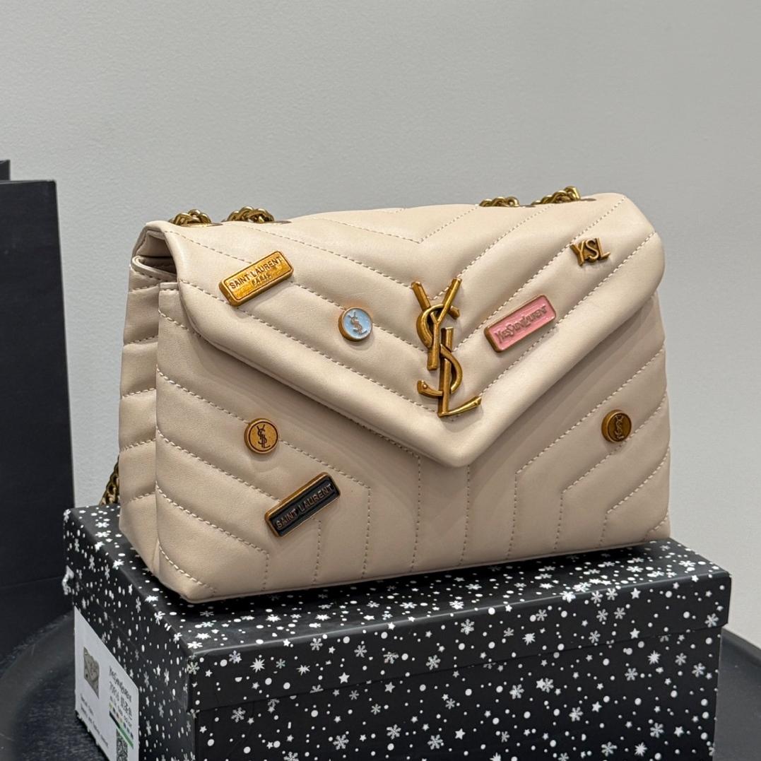 Fashion Badge Messenger Bag 0725091202