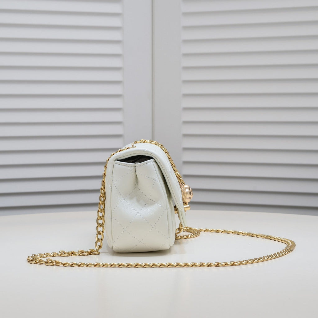 trendy camellia bag XC0823080405