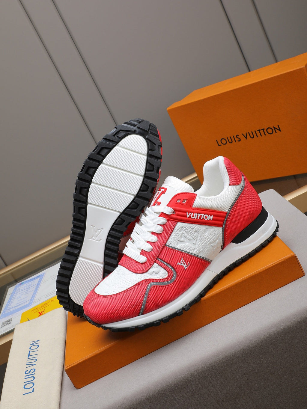 L Stylish new printed sneakers 0725111802