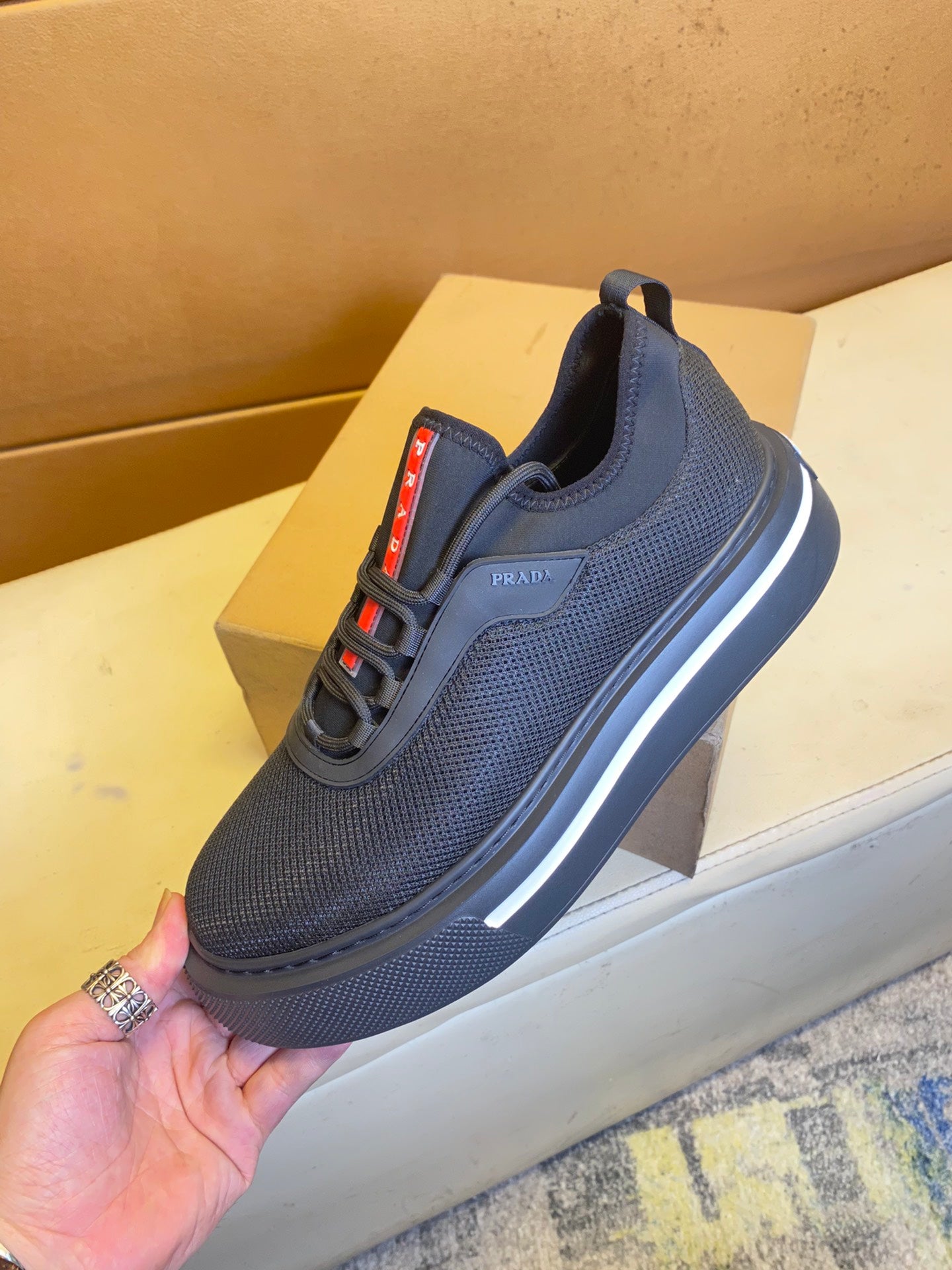 P Fashion Flying Knit Upper Thick-soled Casual Shoes 0724111110