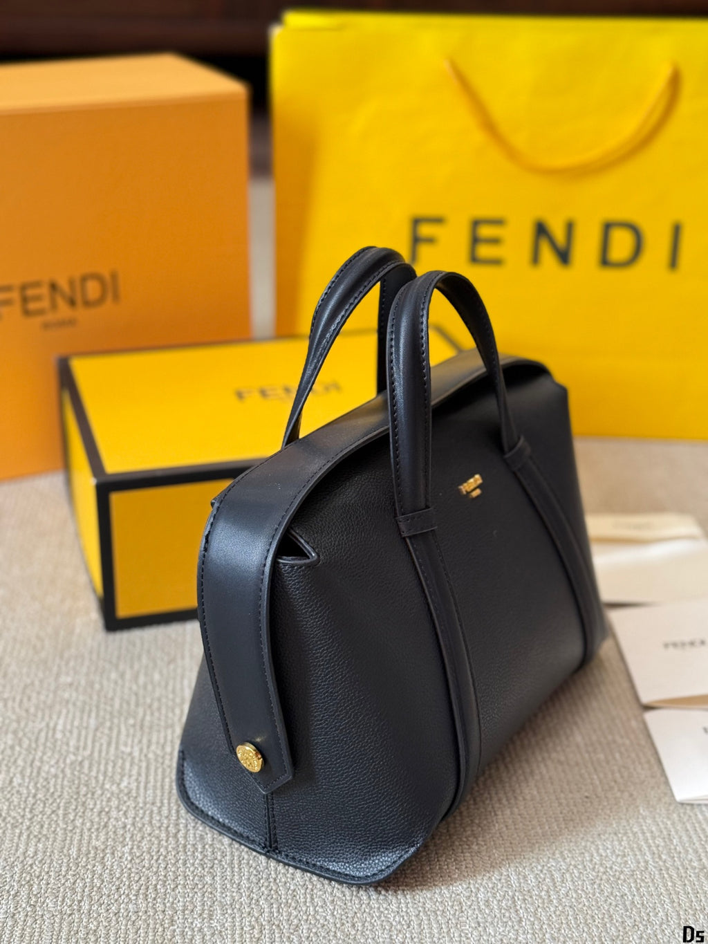 classic simple fashion handbag 0724122405