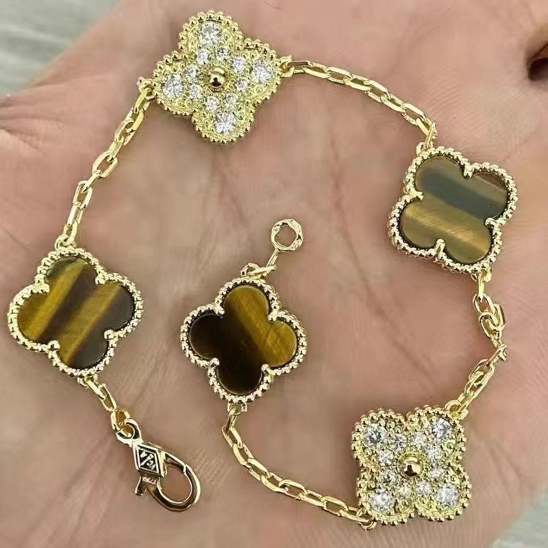 Versatile And Sophisticated Couple Bracelet 1024022615