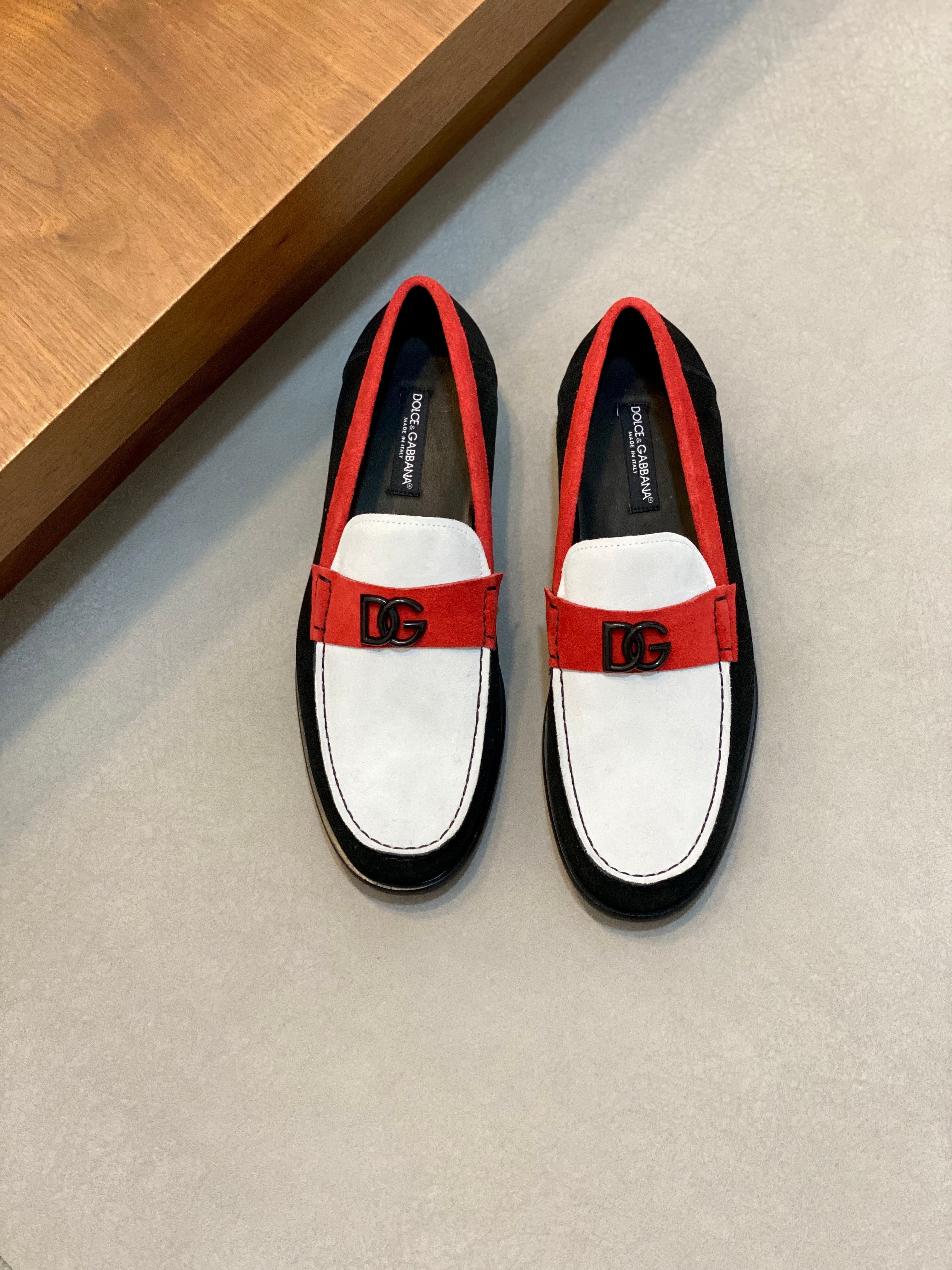 New stylish color-blocked casual loafers 0726041001