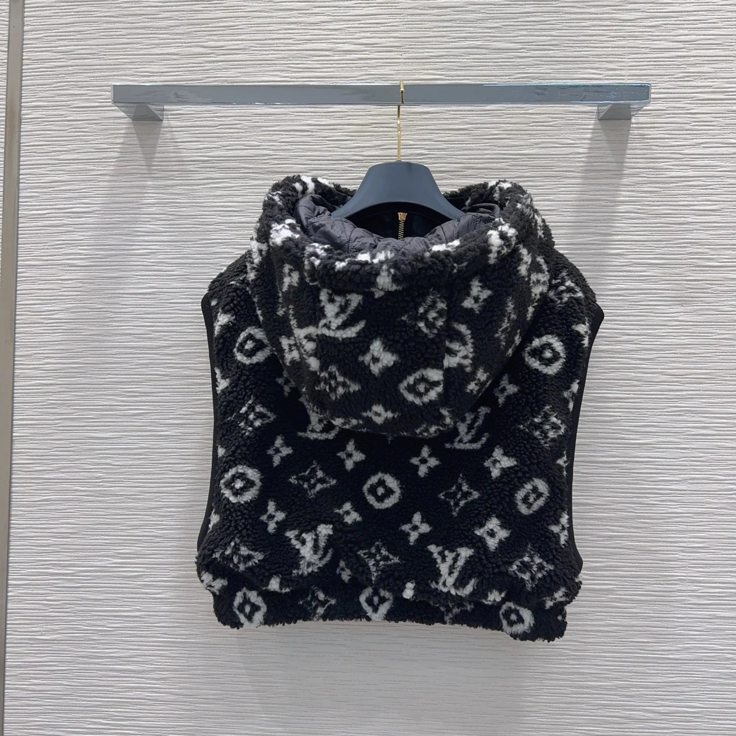 New lambskin hooded vest jacket 1426012901