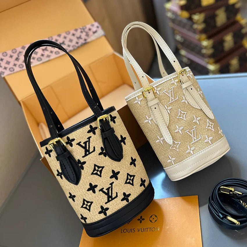New Grass Woven Mini Bucket Bag 1024070909