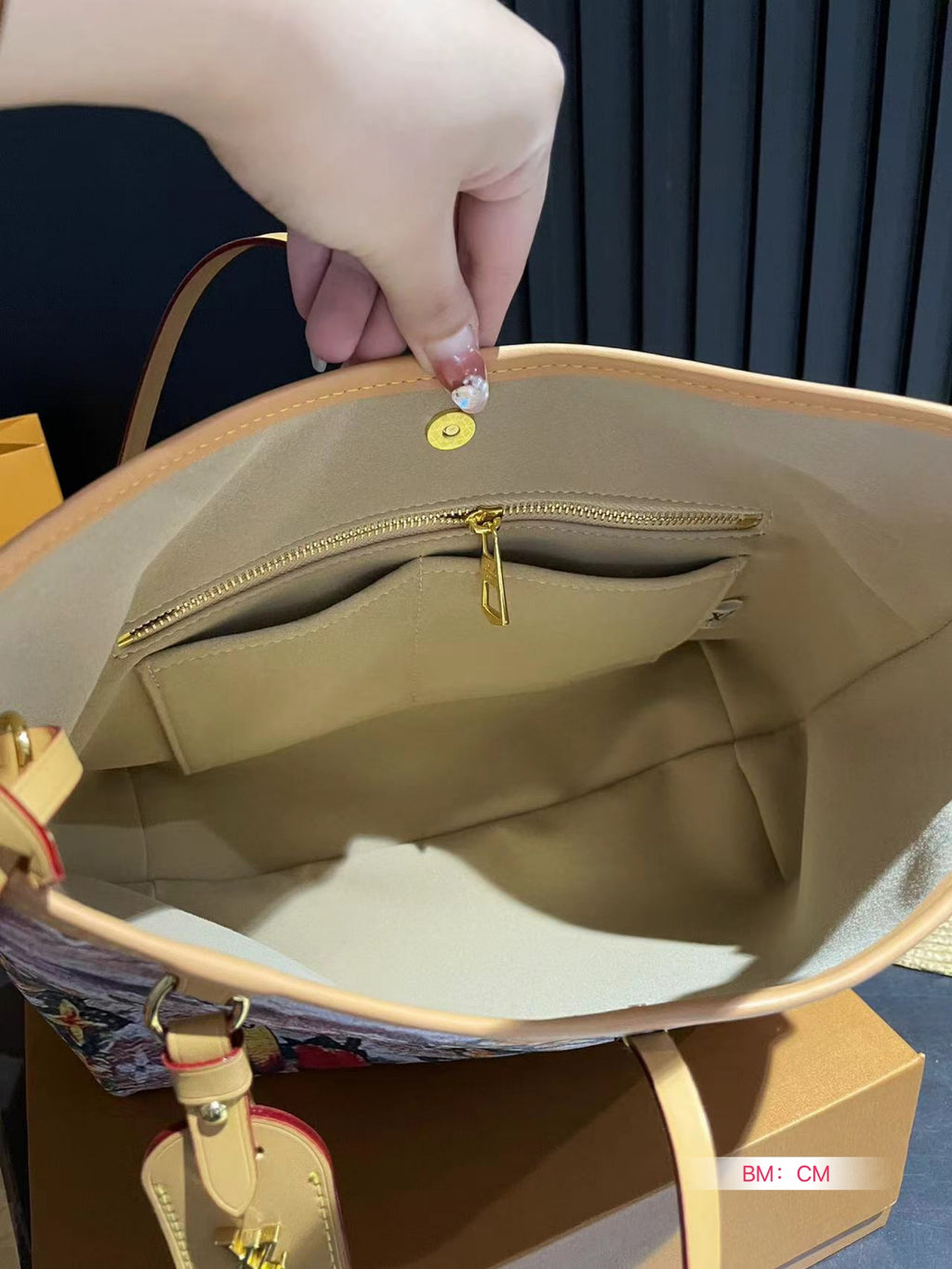 V new commuter fashion shoulder bag 0724061201