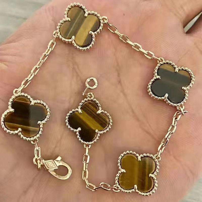 Versatile And Sophisticated Couple Bracelet 1024022615