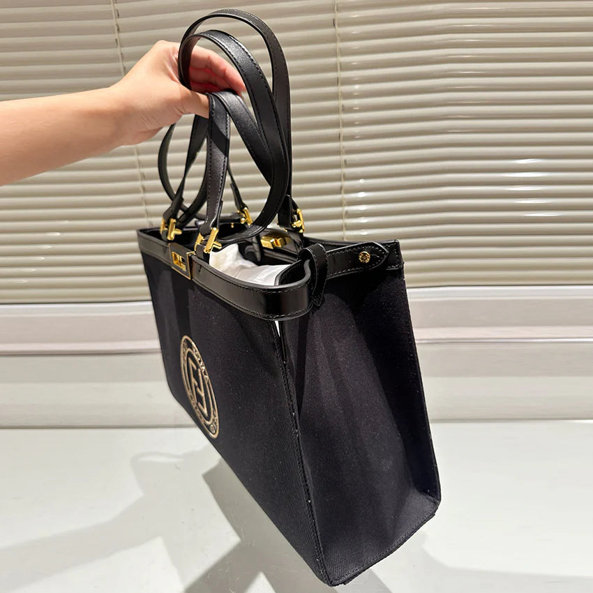 Classic versatile handbag 1024062807