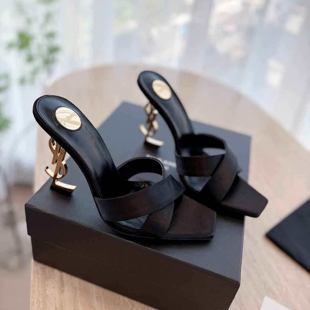 Women's stylish luxury  high heels