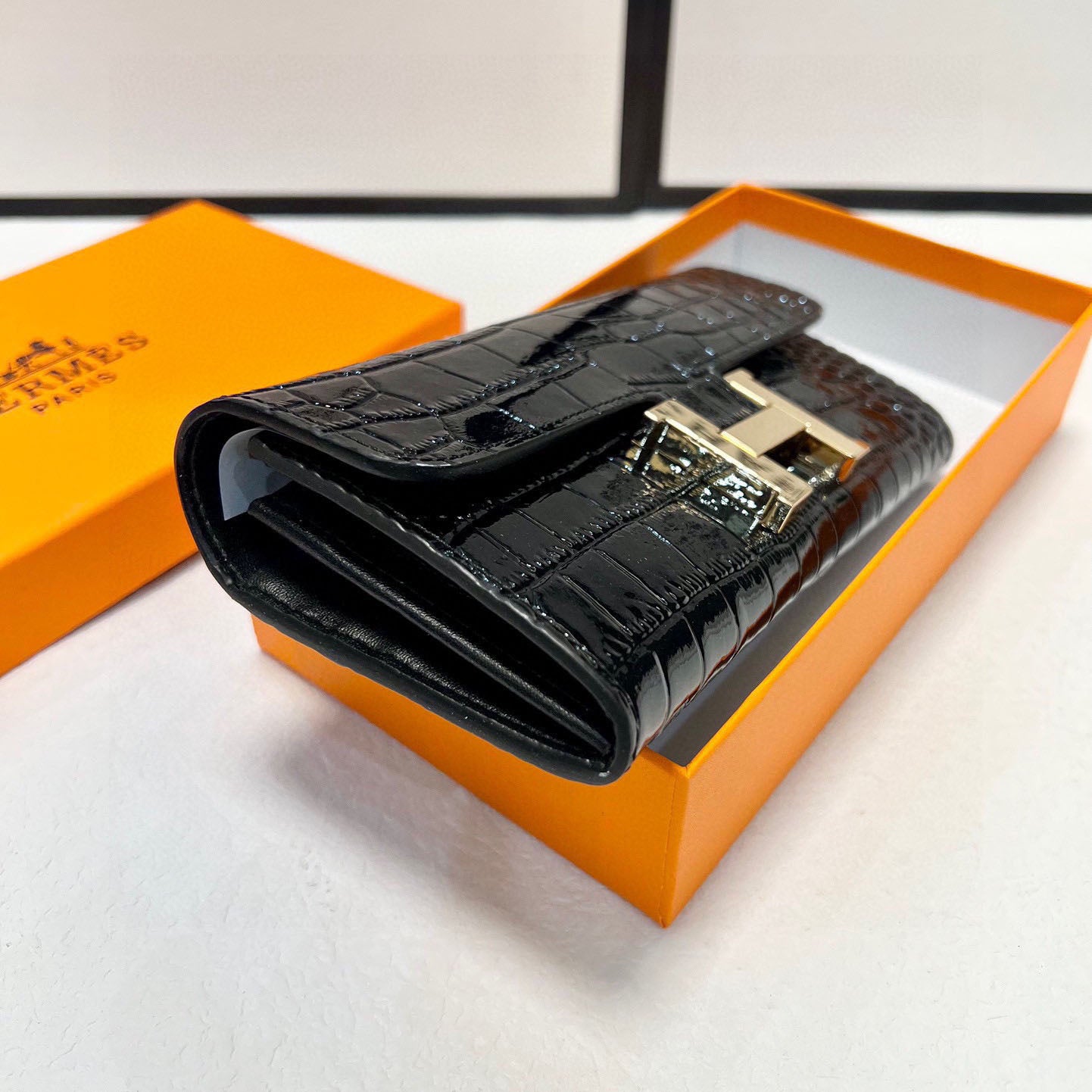 H crocodile calfskin wallet XC24100901