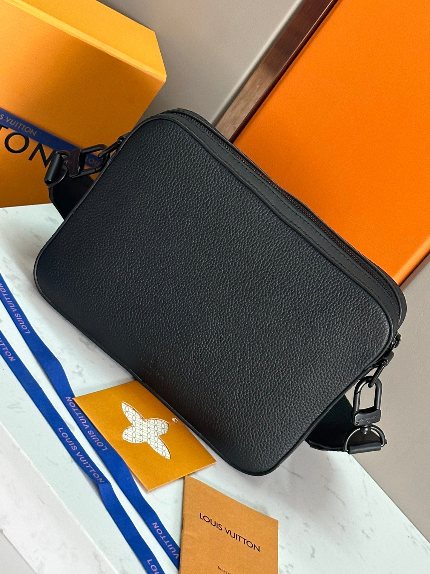 L fashion diagonal messenger bag 0725052730