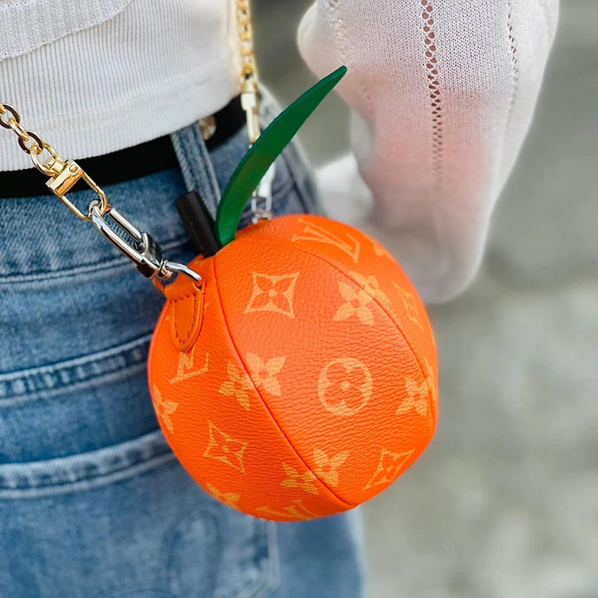 Fashion and versatile personalized pendant 1024052401