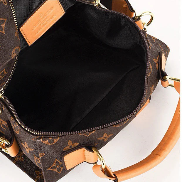 New Stylish and Versatile Backpack 1026070831