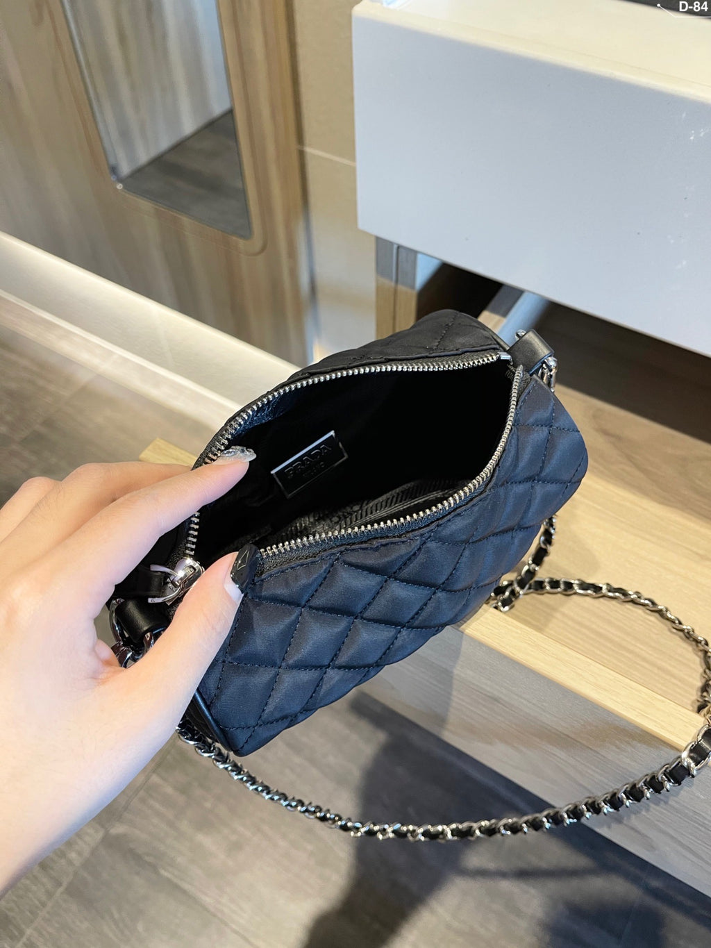 P Fashion Cylindrical Crossbody Bag 0724122501