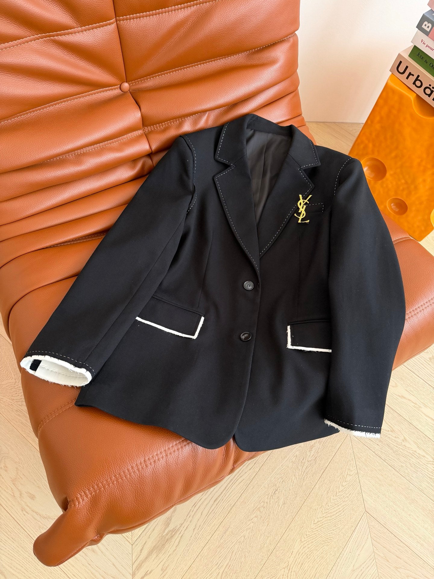 suit jacket  0725102008