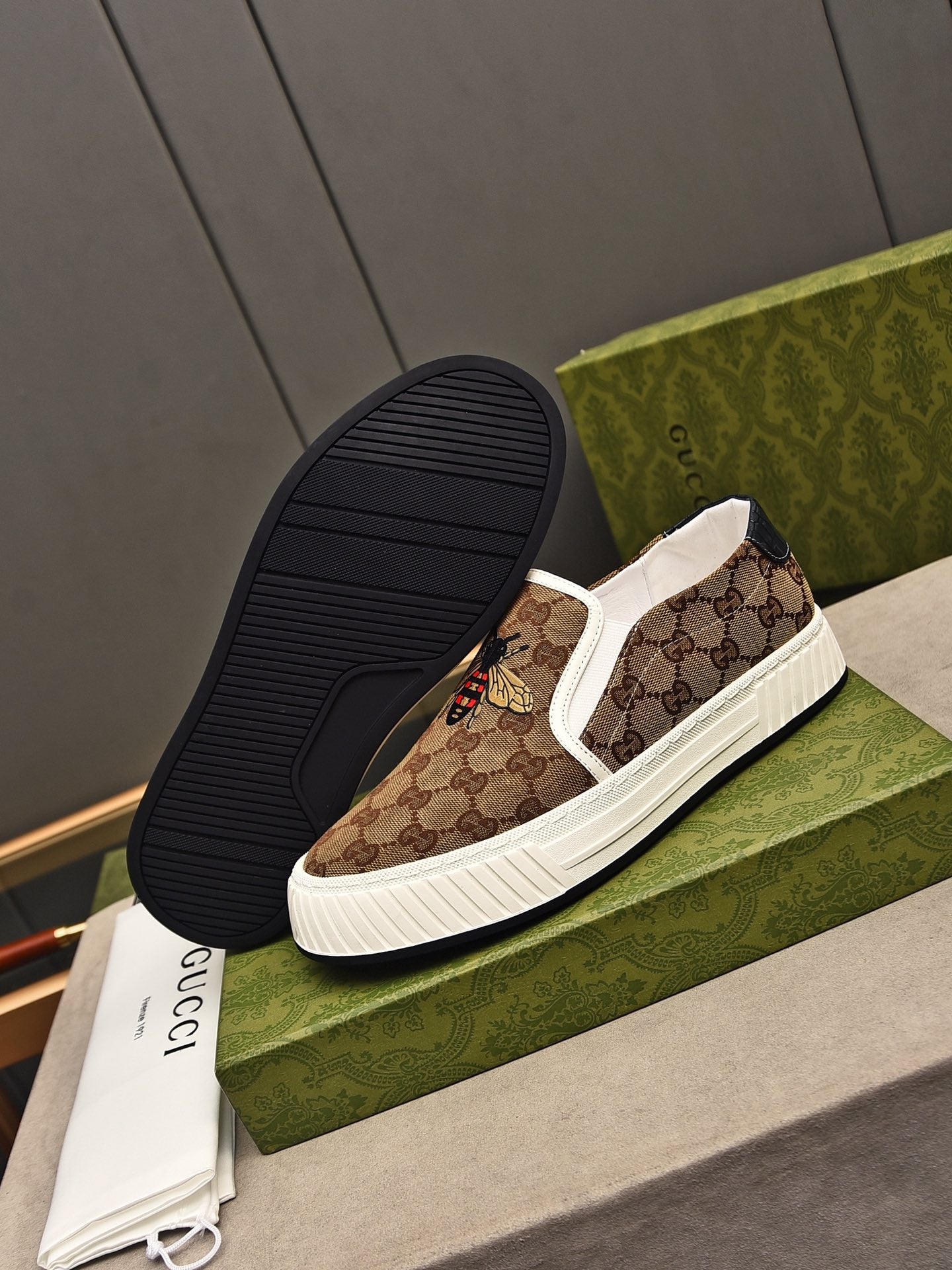 fashion breathable printed slip-on shoes 0725040703