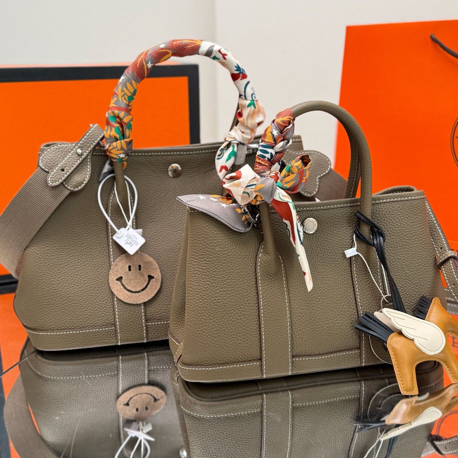 H Fashion Garden Handbag 0725060111