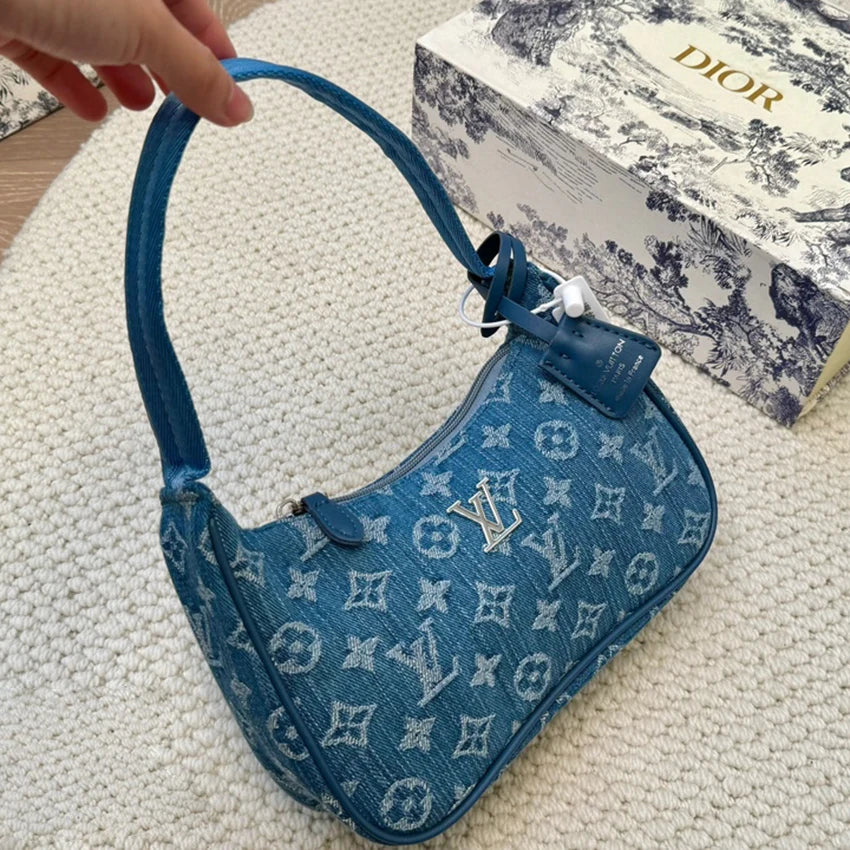 Luxury and versatile carrying crossbody bag 1024052416