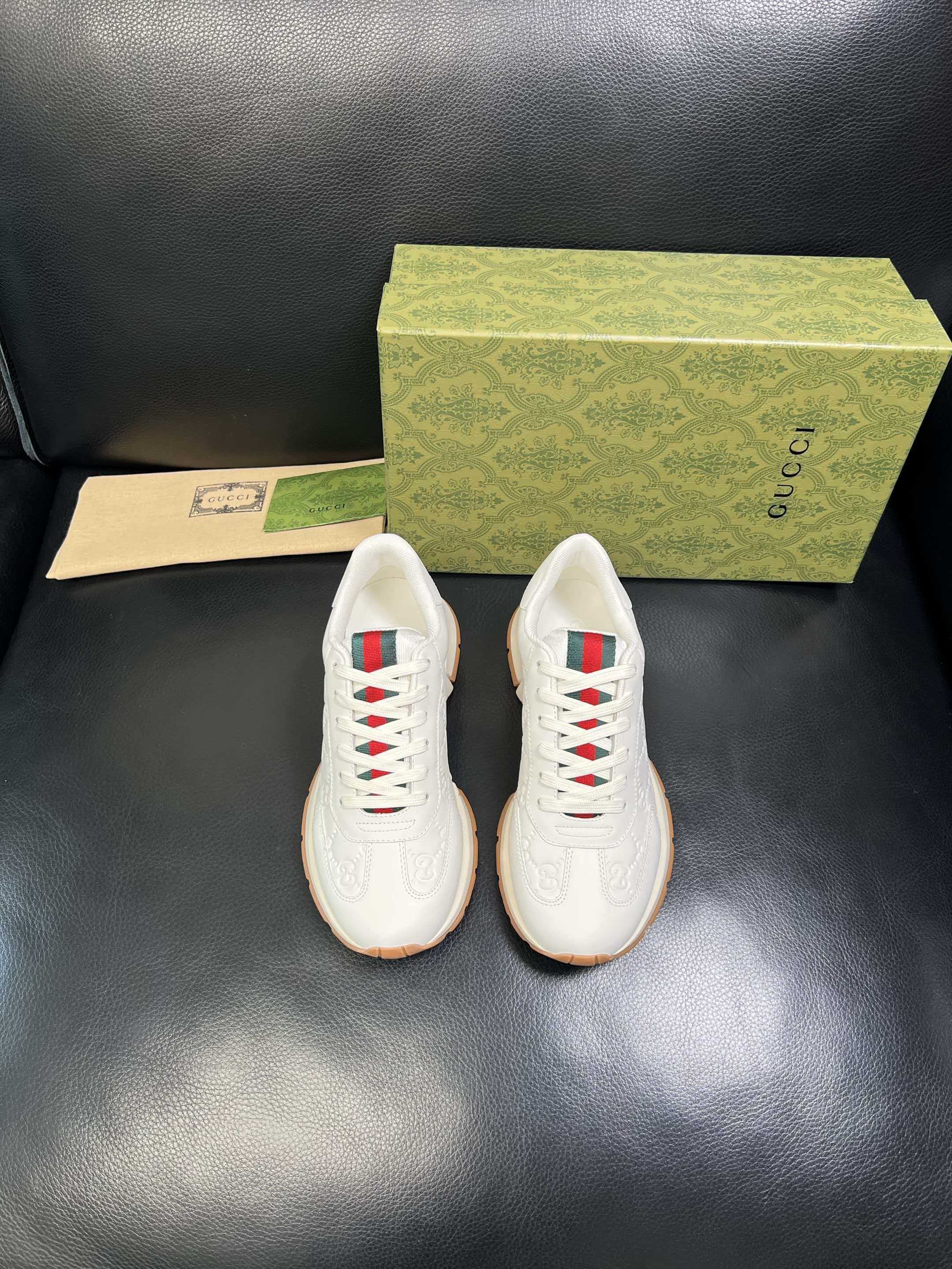 Fashionable Casual Sports Shoes 0726032002