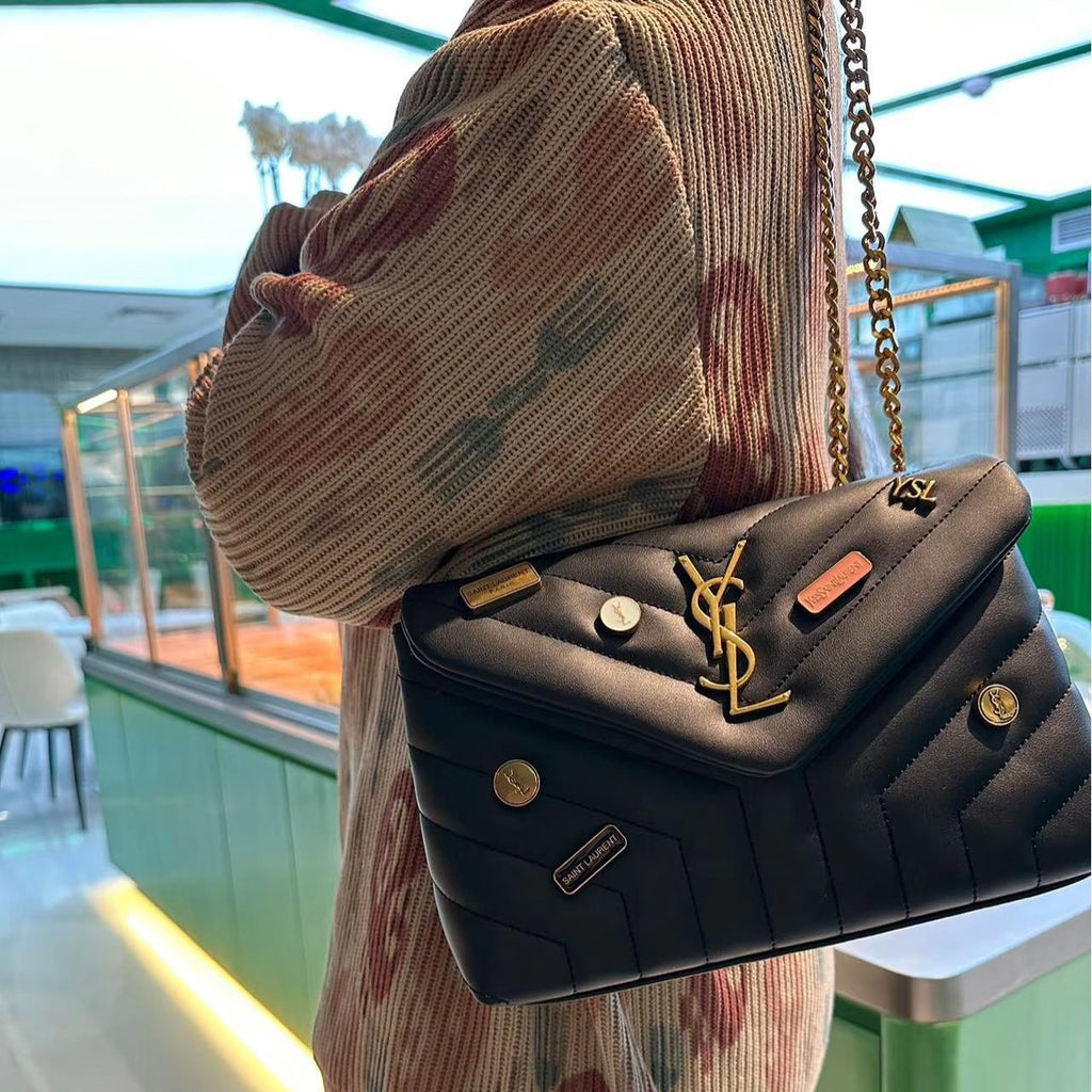 Fashion Badge Messenger Bag 0725091202