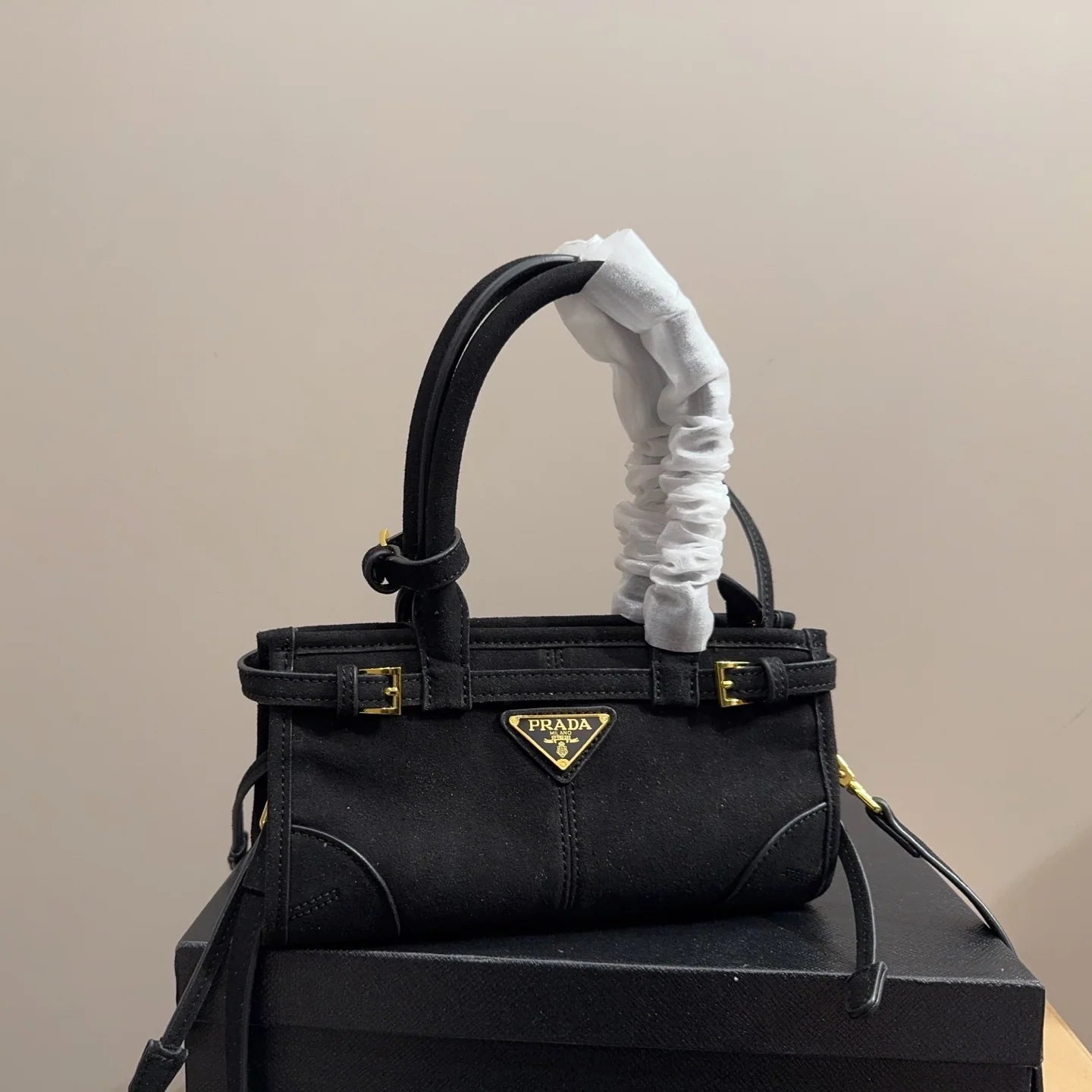 High-end design handbag 1426011304