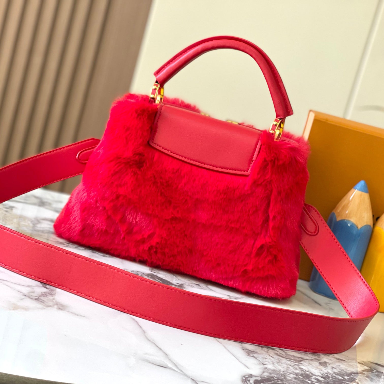 Luxurious mink fur shoulder and crossbody bag XC0723112701
