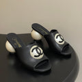 26SS New Women's Giant Pearl Slippers 0726031006