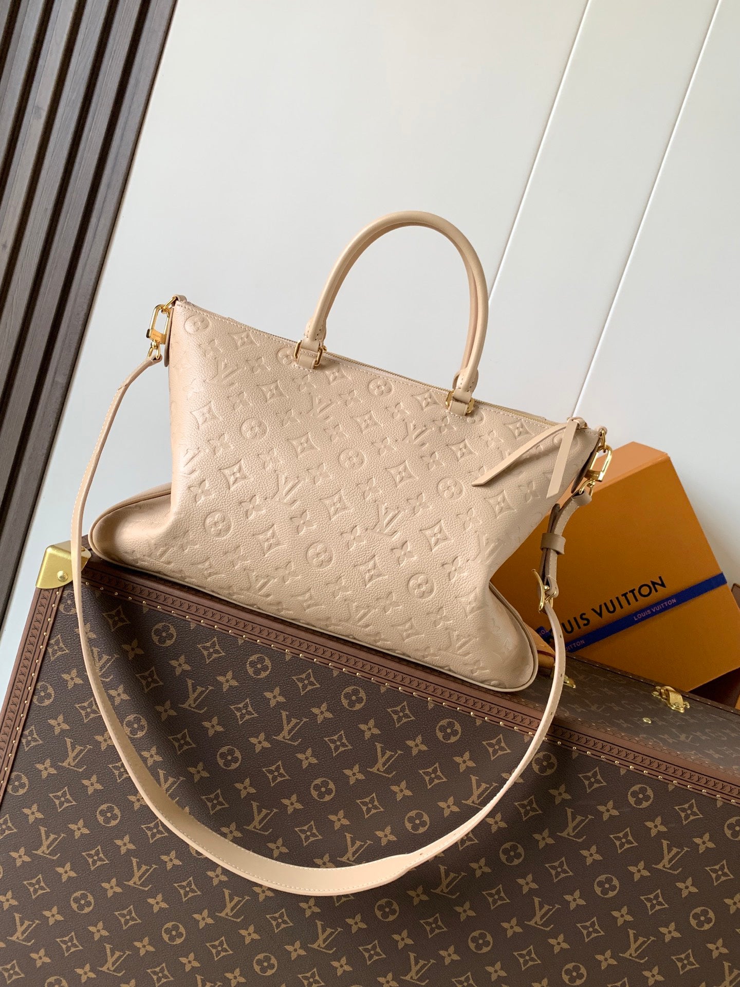 L & V fashion Cowhide leather tote bag M0726052007