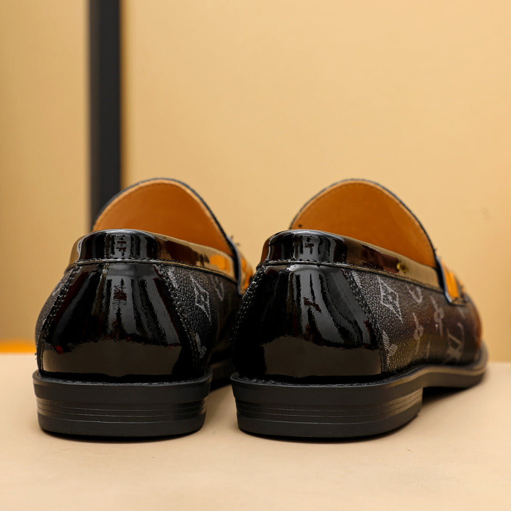 V print fashion leather shoes 0724050603