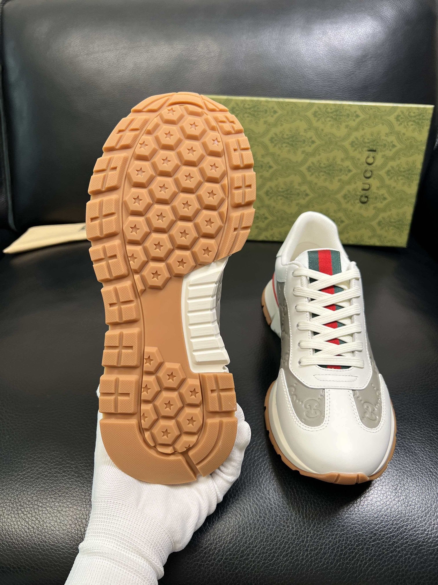 Fashionable Casual Sports Shoes 0726032002