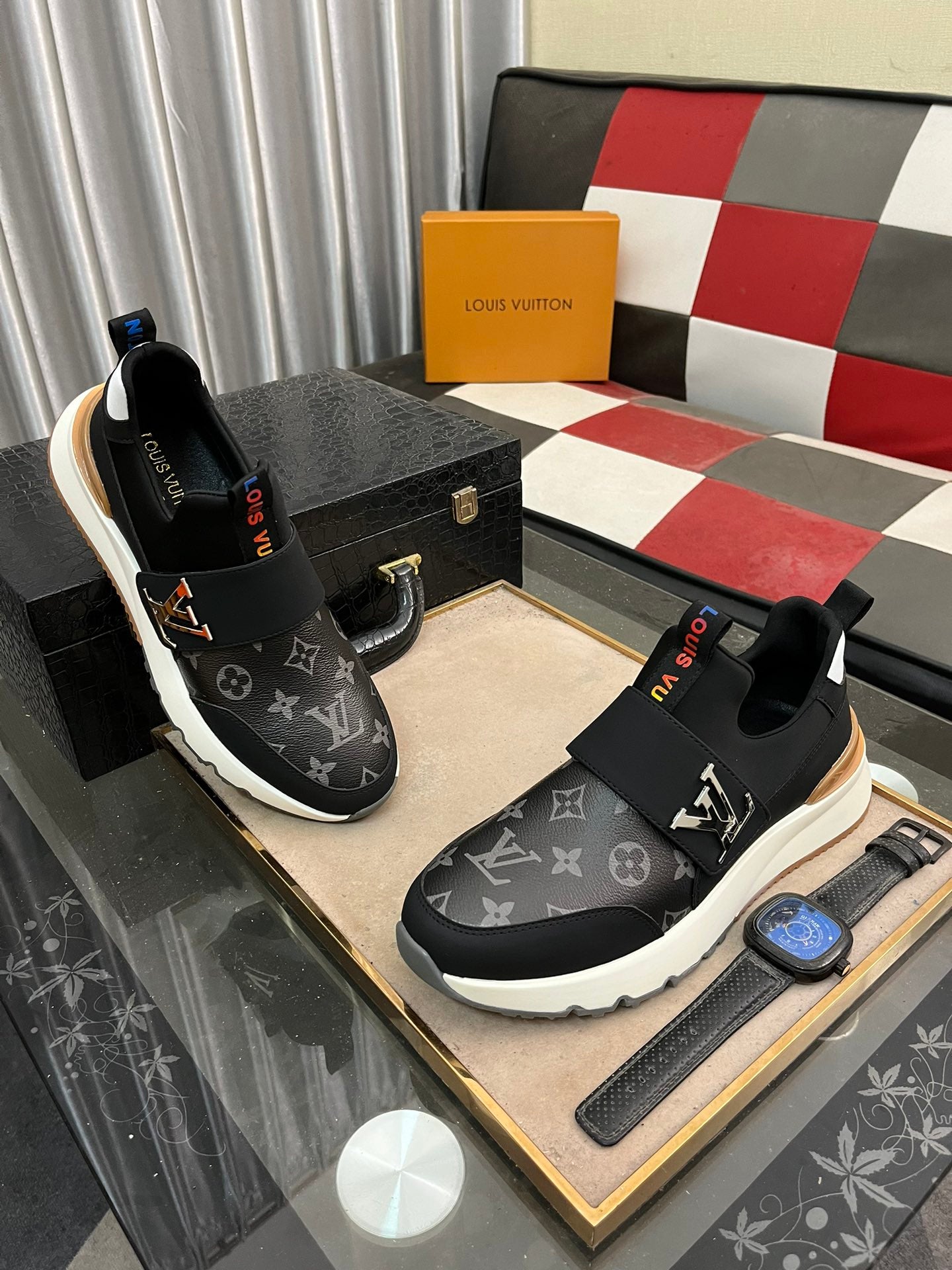 L fashion print rubber sole sneakers 0724120902